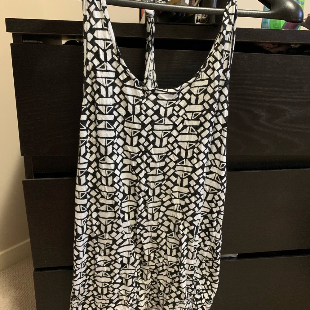 Geometric tank top size large